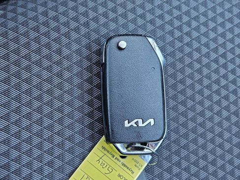 Certified 2024 Kia Soul LX w/ Option Group 015 image 25