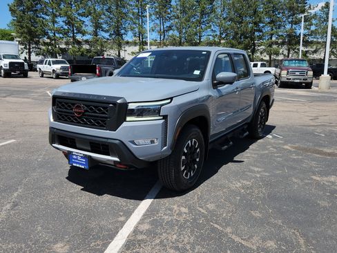 Used 2023 Nissan Frontier PRO-4X w/ Pro Convenience Package AWD/4WD image 3