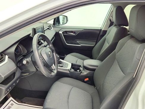 Used 2020 Toyota RAV4 XLE w/ XLE Grade Weather Package image 18