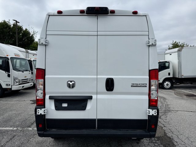 Used 2025 RAM ProMaster 3500 w/ Convenience Group FWD image 4