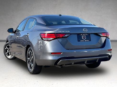 Used 2025 Nissan Sentra SV FWD image 33