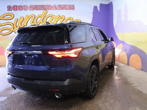 Used 2023 Chevrolet Traverse LT image 8
