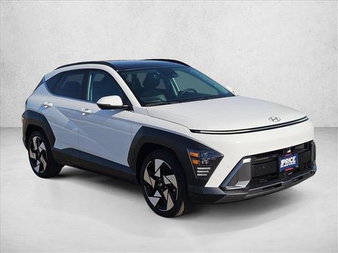 Used 2024 Hyundai Kona Limited FWD image 3