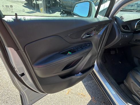 Used 2018 Buick Encore Preferred image 14