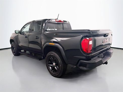 Used 2024 GMC Canyon AT4 image 5