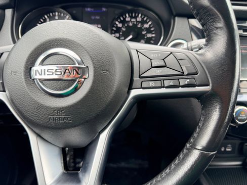 Used 2019 Nissan Rogue Sport SV w/ All-Weather Package AWD/4WD image 35