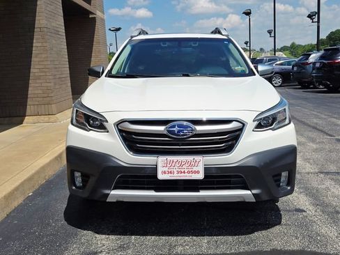 Used 2020 Subaru Outback Touring XT AWD/4WD image 2