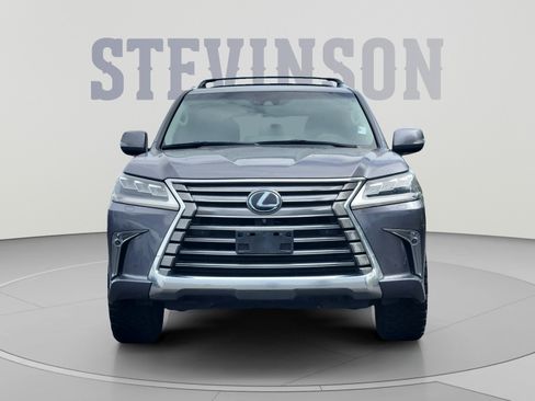 Used 2017 Lexus LX 570 4WD w/ Luxury Package image 8