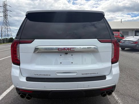 Used 2024 GMC Yukon XL Denali AWD/4WD image 4