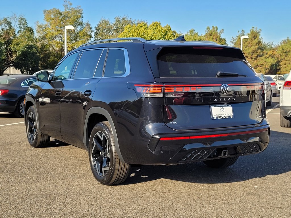 New 2027 Volkswagen Atlas SEL R-Line AWD/4WD image 7