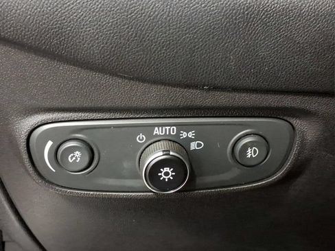 Used 2020 Chevrolet Equinox Premier AWD/4WD image 15