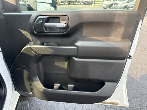 Used 2024 GMC Sierra 2500 Pro AWD/4WD image 24