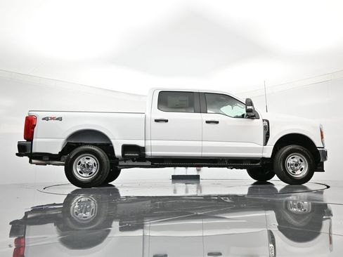 New 2026 Ford F250 XL w/ XL Chrome Package AWD/4WD image 41