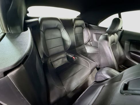 Used 2018 Ford Mustang Premium image 26