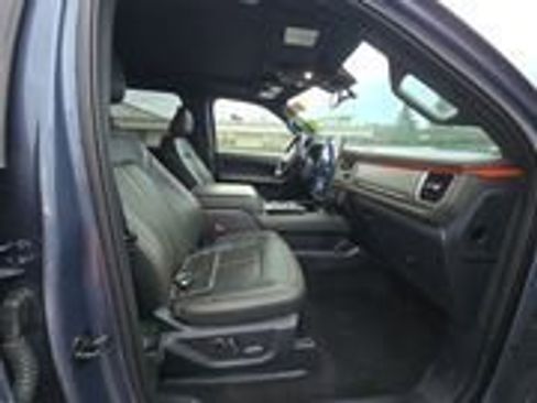 Used 2022 Ford Expedition Timberline image 4