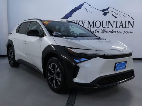 Used 2024 Toyota bZ4X XLE image 1