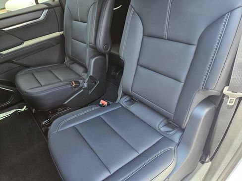 New 2026 GMC Acadia Elevation w/ Elevation Premium Package FWD image 24