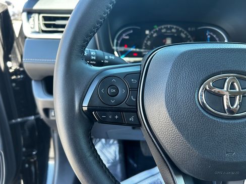 Used 2025 Toyota RAV4 Woodland Edition w/ Weather Package image 15