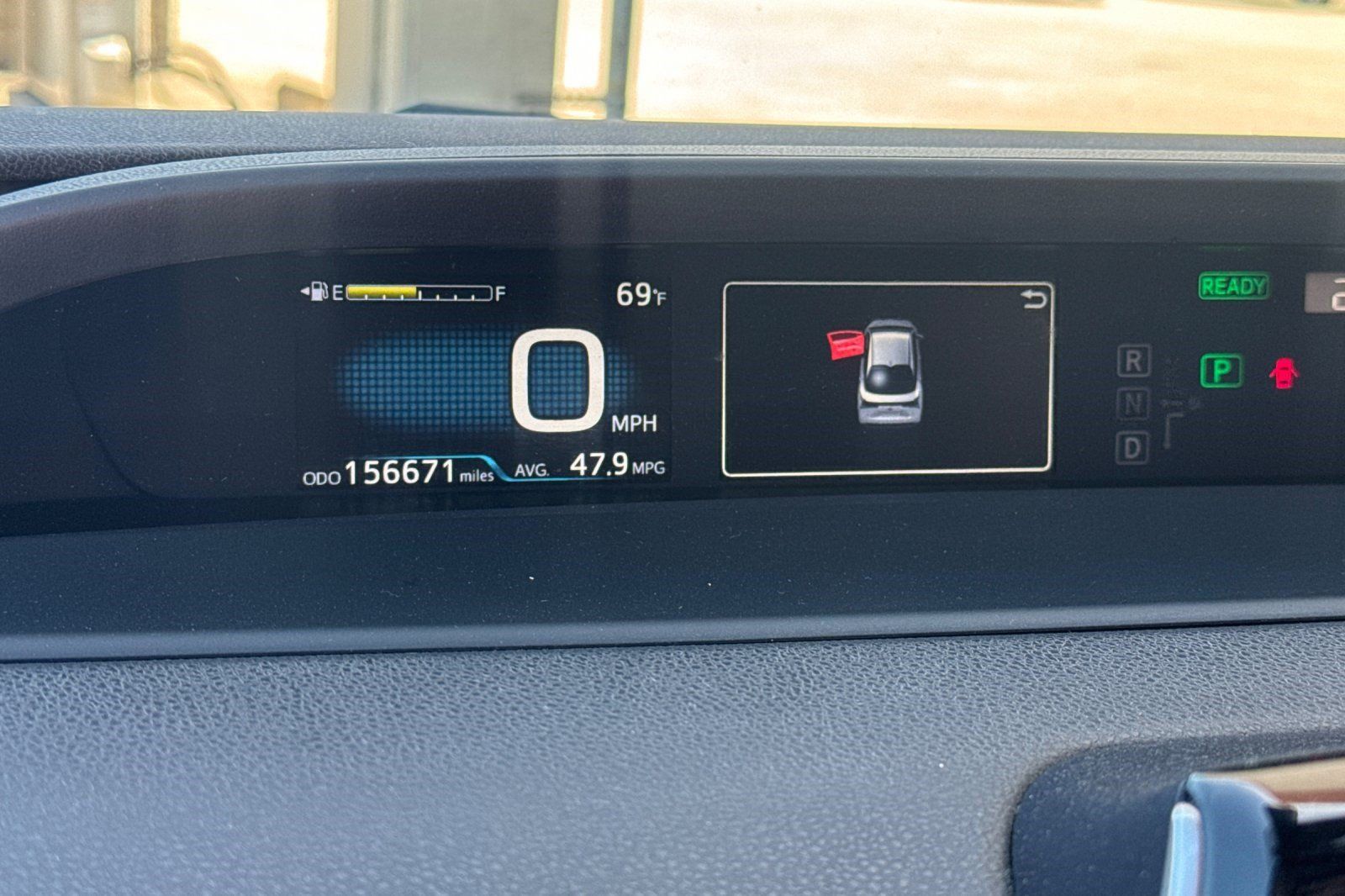 Used 2019 Toyota Prius L Eco FWD image 21