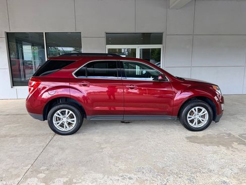 Used 2017 Chevrolet Equinox LT w/ Convenience Package FWD image 6