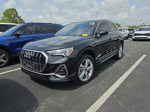 Used 2024 Audi Q3 2.0T Premium w/ Convenience Package AWD/4WD image 6