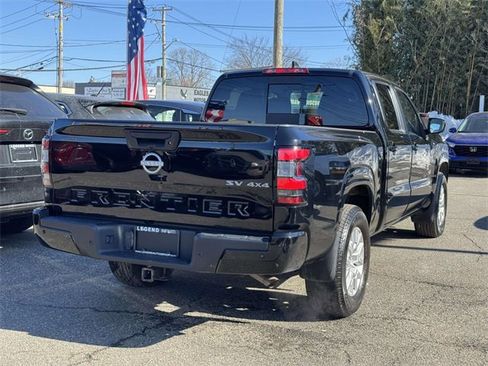 Used 2023 Nissan Frontier SV w/ Technology Package image 5