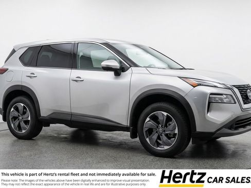 Used 2025 Nissan Rogue SV FWD image 1