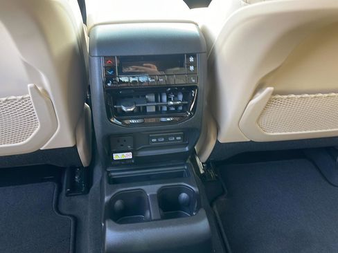 New 2026 Jeep Grand Cherokee L Limited AWD/4WD image 27