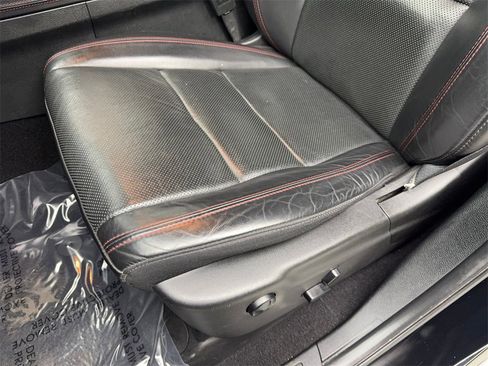 Used 2024 Dodge Durango GT image 28