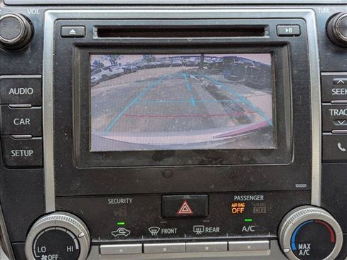 Used 2014 Toyota Camry LE FWD image 13