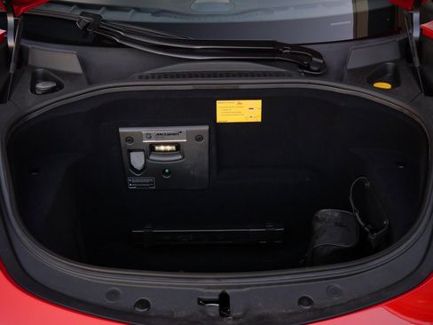 Used 2024 McLaren Artura image 22