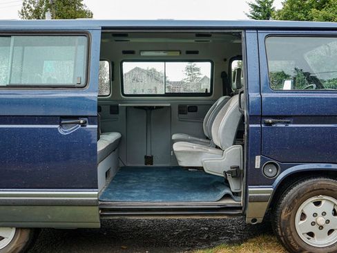 Used 1989 Volkswagen Vanagon image 75