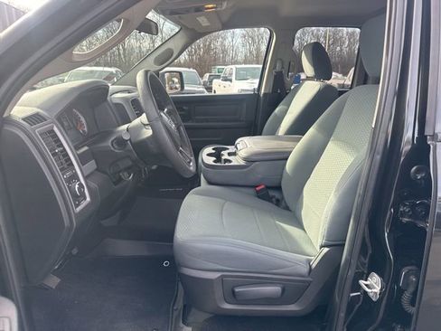 Used 2018 RAM 1500 Express w/ Express Value Package image 12
