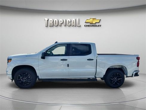 New 2026 Chevrolet Silverado 1500 Custom image 2