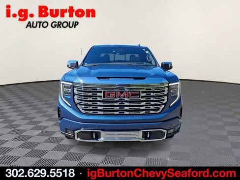 Used 2024 GMC Sierra 1500 Denali w/ Denali Reserve Package AWD/4WD image 2