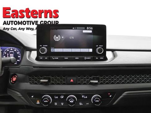 Used 2025 Honda Accord SE image 12