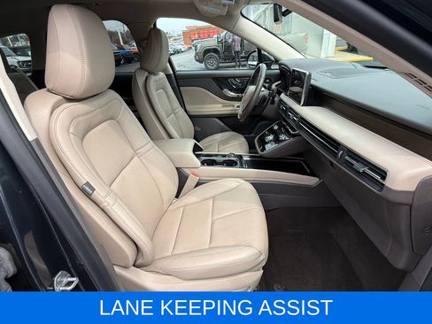 Used 2022 Lincoln Corsair Reserve w/ Equipment Group 201A AWD/4WD image 19
