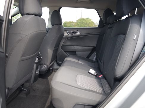 New 2026 Kia Sportage LX FWD image 14