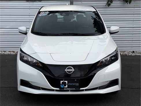 Used 2025 Nissan Leaf S FWD image 7
