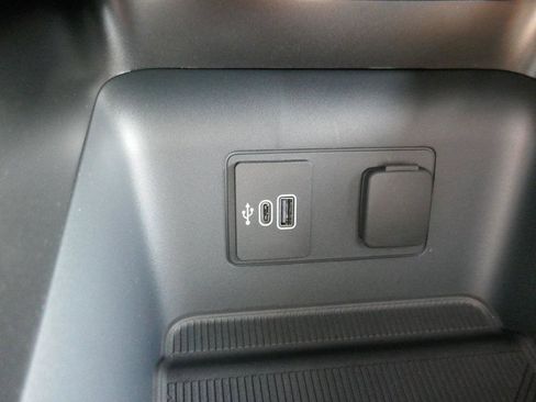 New 2026 Ford Explorer ST-Line w/ ST-Line Street Pack image 20