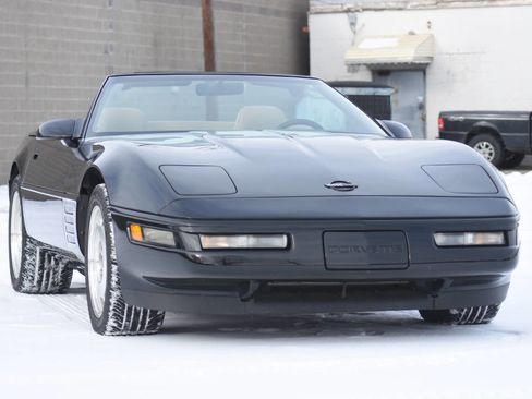Used 1994 Chevrolet Corvette Convertible image 7