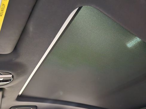 Used 2022 Porsche Cayenne image 45