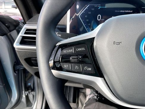 Used 2025 BMW i4 eDrive40 w/ Premium Package image 20