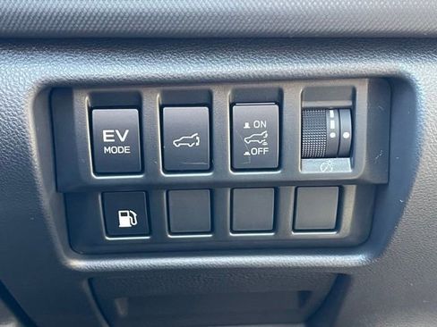 New 2025 Subaru Forester Premium image 14