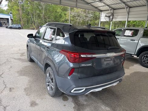 Used 2022 Kia Seltos S image 4