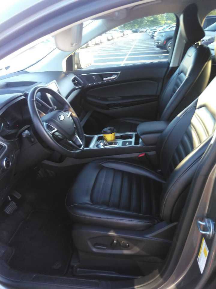 Used 2024 Ford Edge SEL AWD/4WD image 2