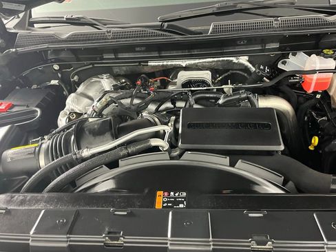 Used 2024 GMC Sierra 2500 SLT w/ SLT Premium Package image 37