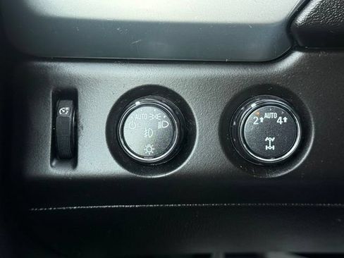 Used 2017 Chevrolet Tahoe Premier AWD/4WD image 27
