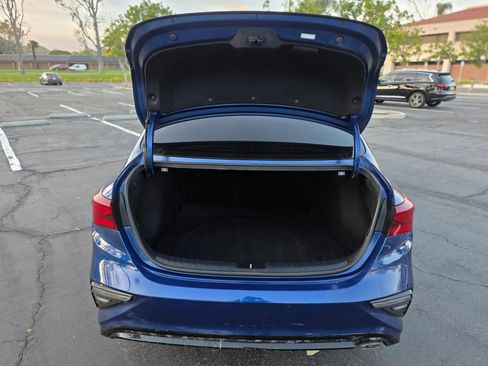 Used 2021 Kia Forte LXS FWD image 14