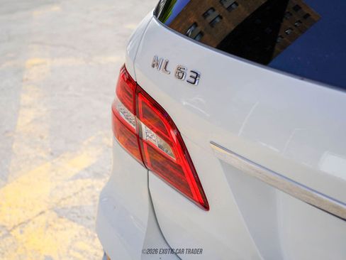 Used 2015 Mercedes-Benz ML 63 AMG 4MATIC image 64